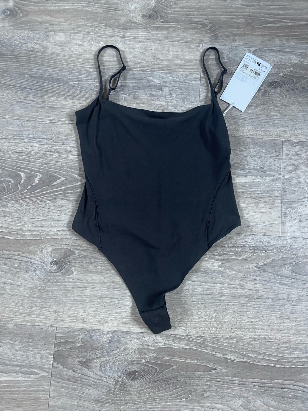 Lululemon wonderlost square neck, spaghetti strap, bodysuit, medium new